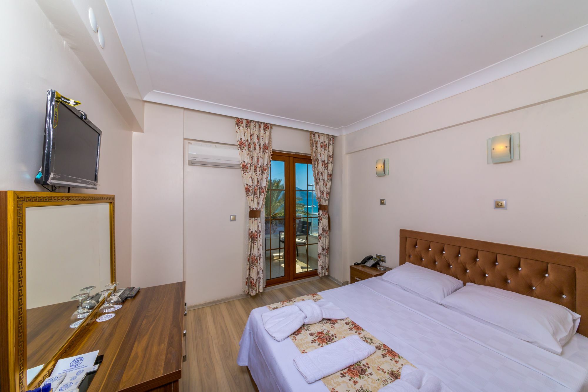 Reis Beach Hotel Marmaris Kültér fotó